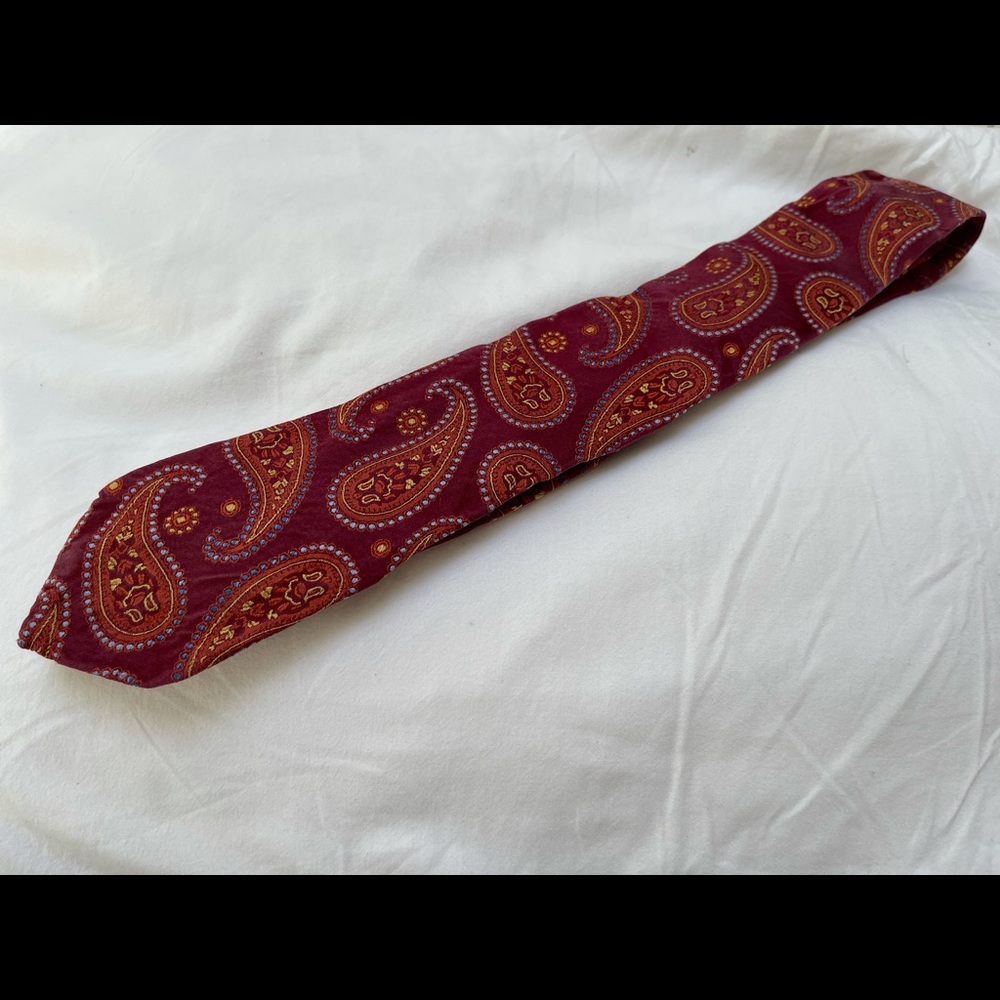 Used, Tallia Italian made tie.